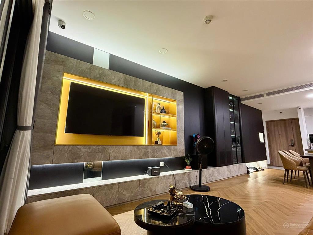 Sunwah pearl cho thuê đầy đủ nội thất 3 phòng ngủ, 2 wc, giá 45 triệu tháng