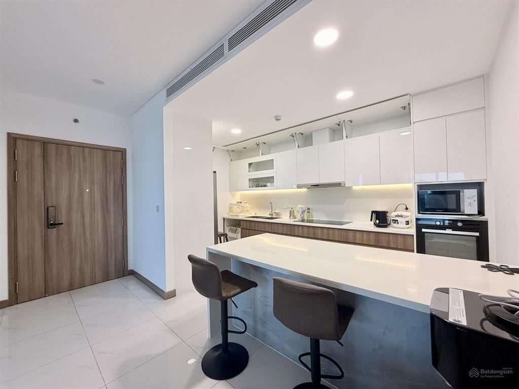 Sunwah pearl 3 phòng ngủ, view sông, đầy đủ nội thất, giá dễ thương 50tr cho khách chốt nhanh lẹ