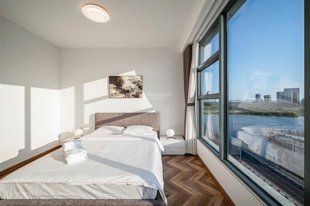 Bán sunwah pearl, silver house, trục ban công trực diện sông, giá chỉ 25 tỷ