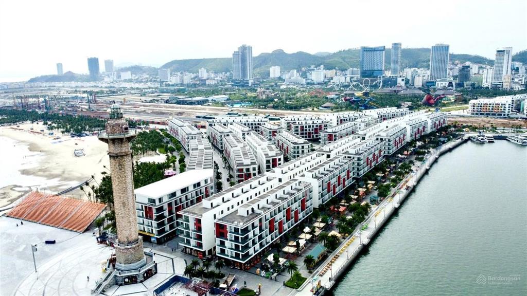 Mở bán quỹ ngoại giao shophouse mặt cảng tàu sun porto town trung tâm du lịch bãi cháy