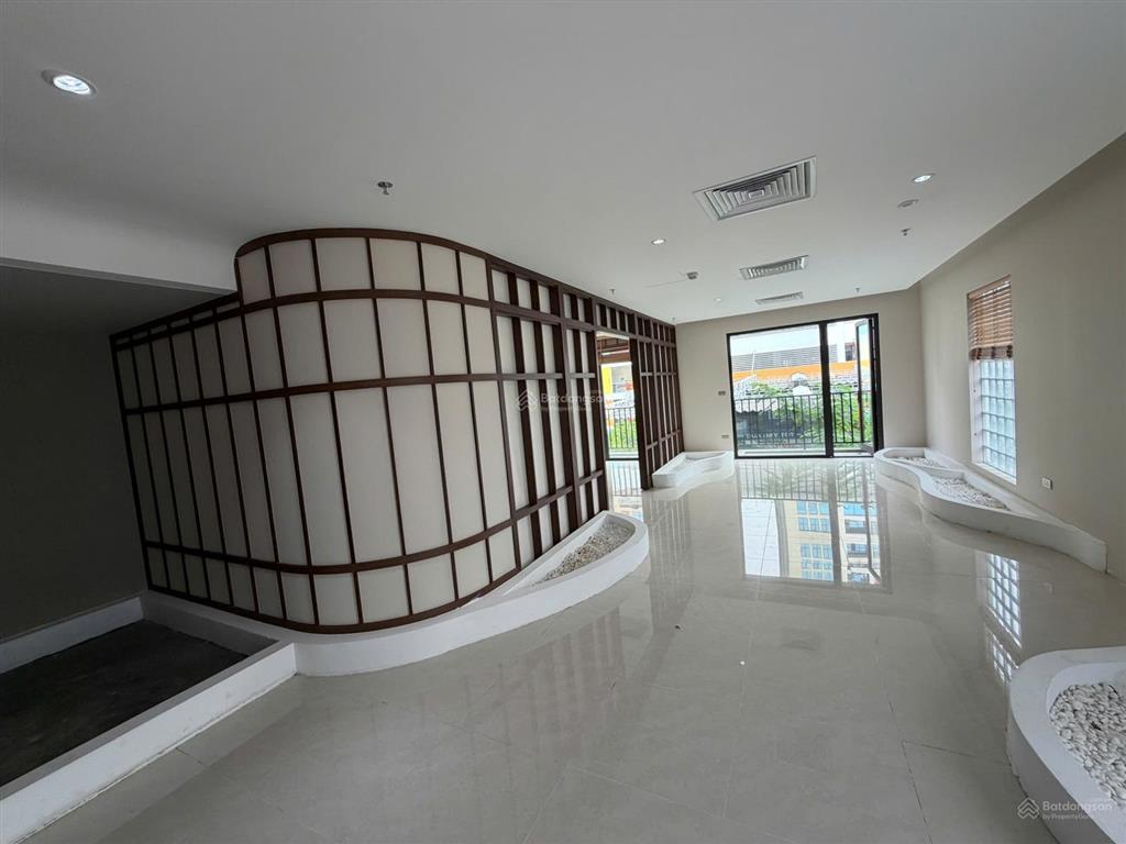 Cho thuê tòa nhà văn phòng 172m2 thái phiên đối diện vincom, 10 tầng, mt 7.5m, pccc đạt chuẩn