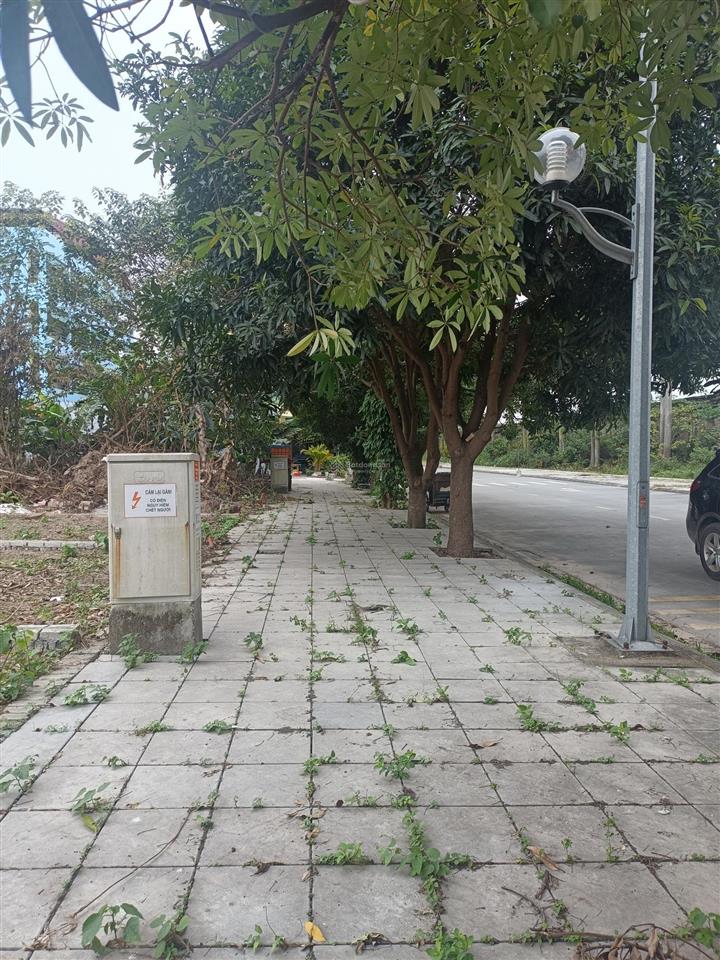 Bán 83m2 đất kđt khai sơn, hướng đông, đường 12m, view vườn hoa, giá 5.65 tỷ