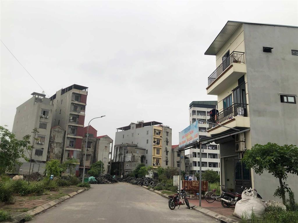 Bán 90m2, mặt tiền 4.5m, giãn dân đa tiện, phường xuân lâm, đường 8m, vỉa hè 3.5m, kd sinh viên