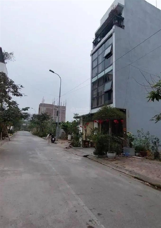 Đất tđc kim sơn gia lâm 80m2 ô tô tránh, vỉa hè, gần chợ keo & học viện tòa án, giá 6.64 tỷ