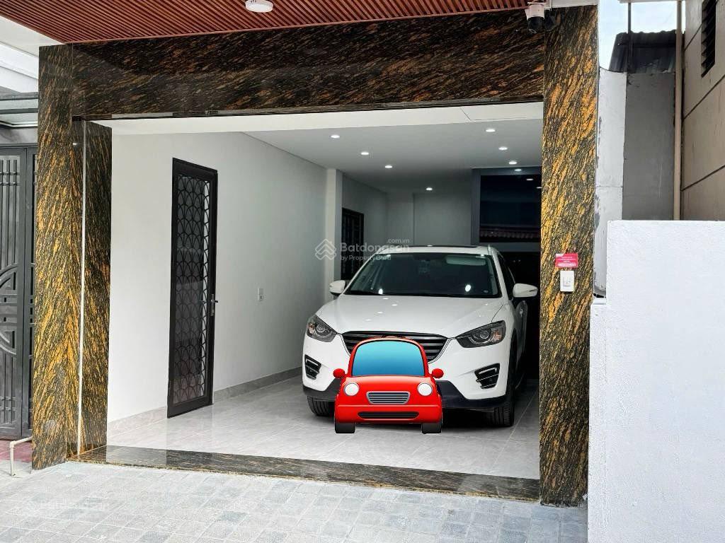 Bán nhà hai bà trưng, gần timescity, gara ô tô. diện tích 42m2, 6 tầng. 14.8 tỷ