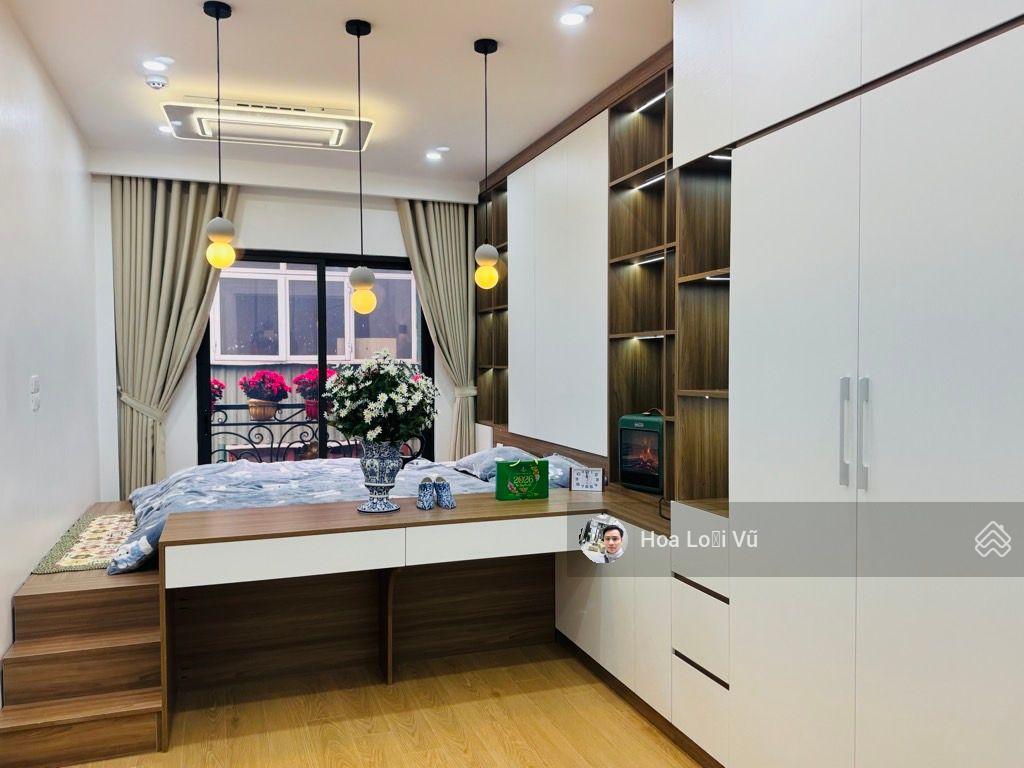 Bán nhà phố lê thanh nghị, thang máy, 5 tầng. 3 ngủ ,gần đh bách khoa. giá 12.6 tỷ