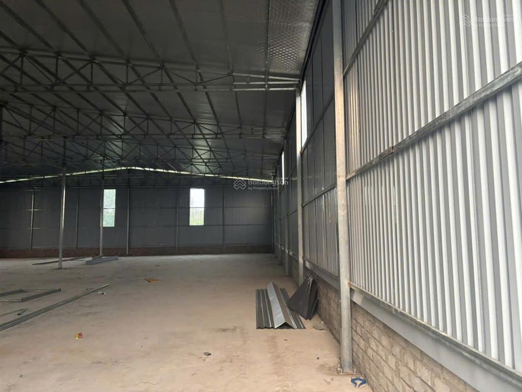 Cho thuê 600m2 nhà xưởng hiện đại tại thường tín hà nội, có vat