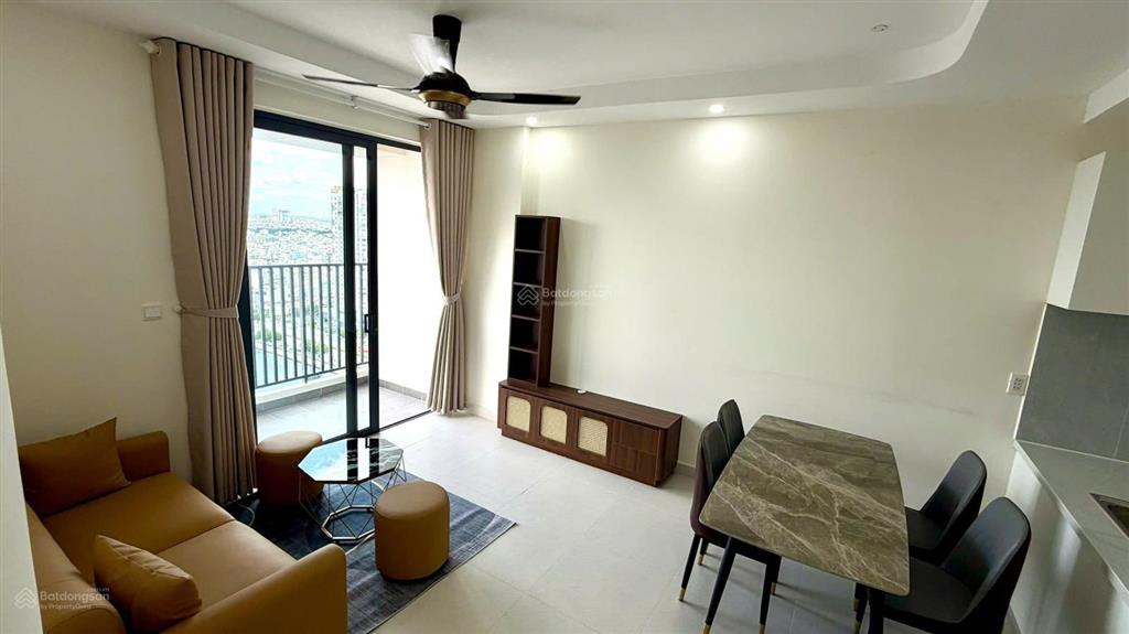 Cho thuê căn 2pn aurora bến bình đông 12tr full nội thất, view thoáng