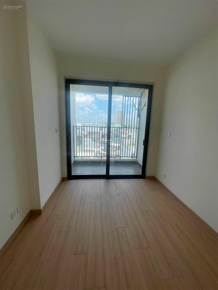 Cho thuê căn hộ aurora 1pn, nhà mới chưa qua sd, view thoáng mát, đối diện satra mall q6