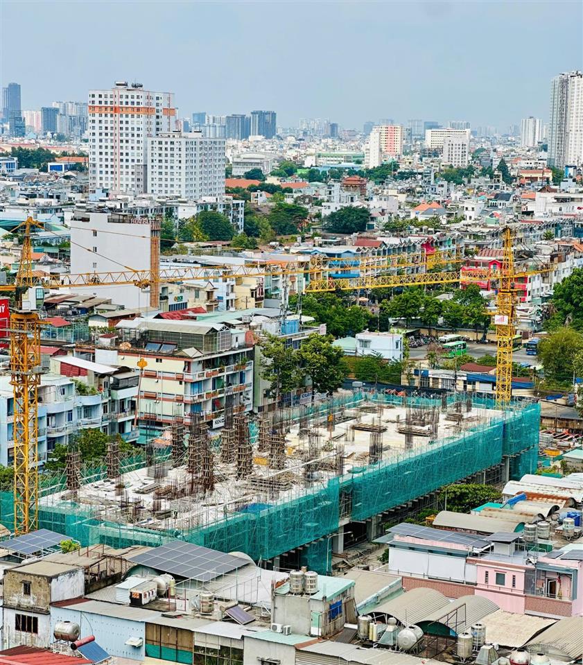 Bán căn hộ skyview 2pn 2wc vị trí đắc địa nằm ngay trục đường tạ quang bửu, ql 50, 7 tầng tttm.