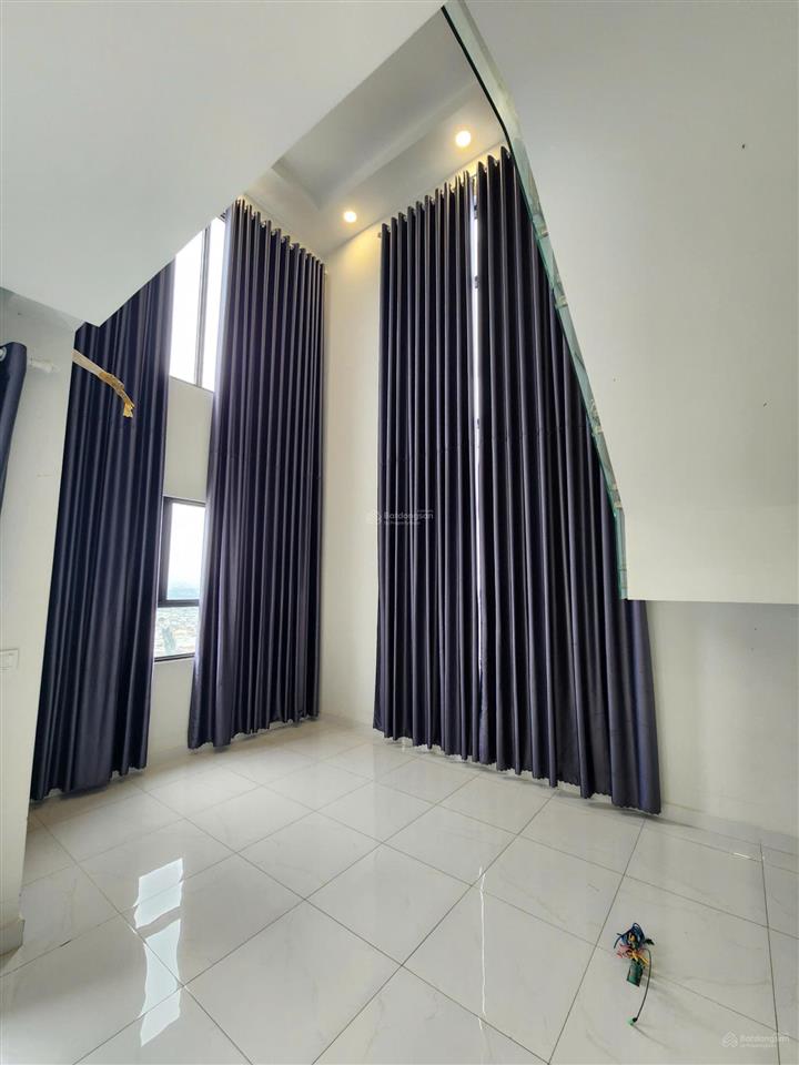 Bán ch duplex the pegasuite 2 97m2 siêu thoáng chỉ 5,45 tỷ ntcb, tiện ích khu đầy đủ