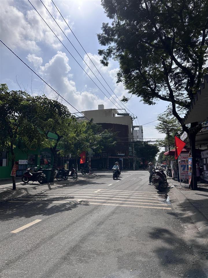 Chưa qua đầu tư  đất mt phố du lịch biển châu thị vĩnh tế đoạn sầm uất nhất