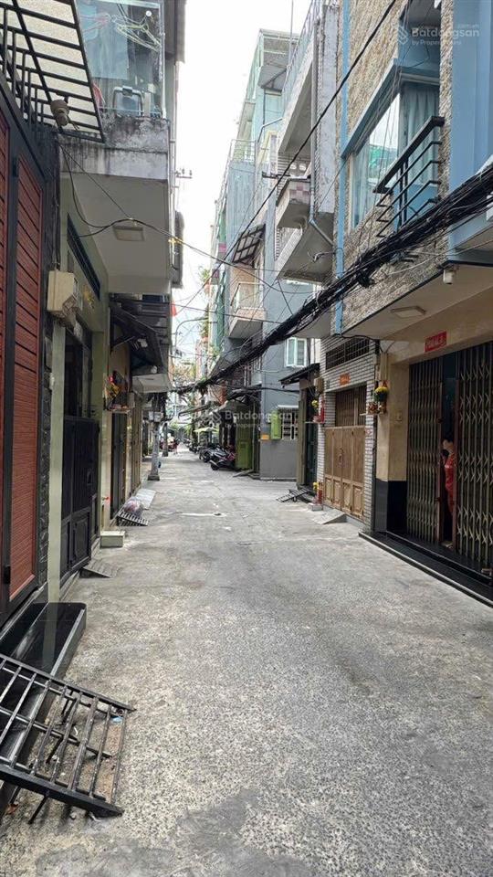 Bán nhà trung tâm quận 10 nhỉnh 6 tỷ hẻm. nguyễn tiểu la p. diên hồng
nhà vị trí trung tâm q10