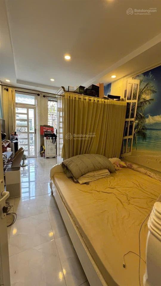 Bán nhà trung tâm quận 10 nhỉnh 6 tỷ hẻm. nguyễn tiểu la p. diên hồng
nhà vị trí trung tâm q10