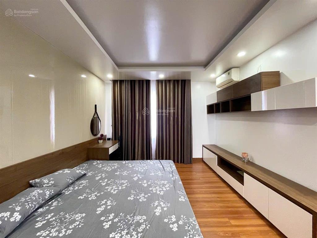 Cần bán shophouse tuyến 2 đường bùi viện  khu đô thị ven sông lạch tray