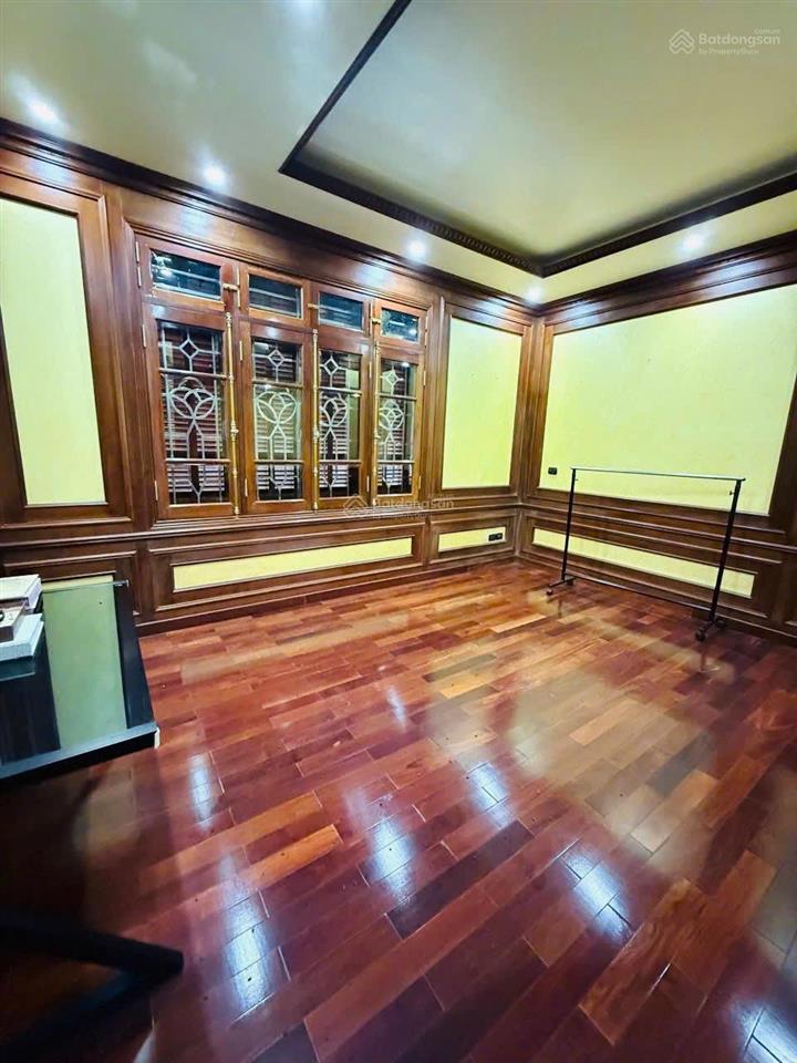Cần bán biệt thự lê hồng phong