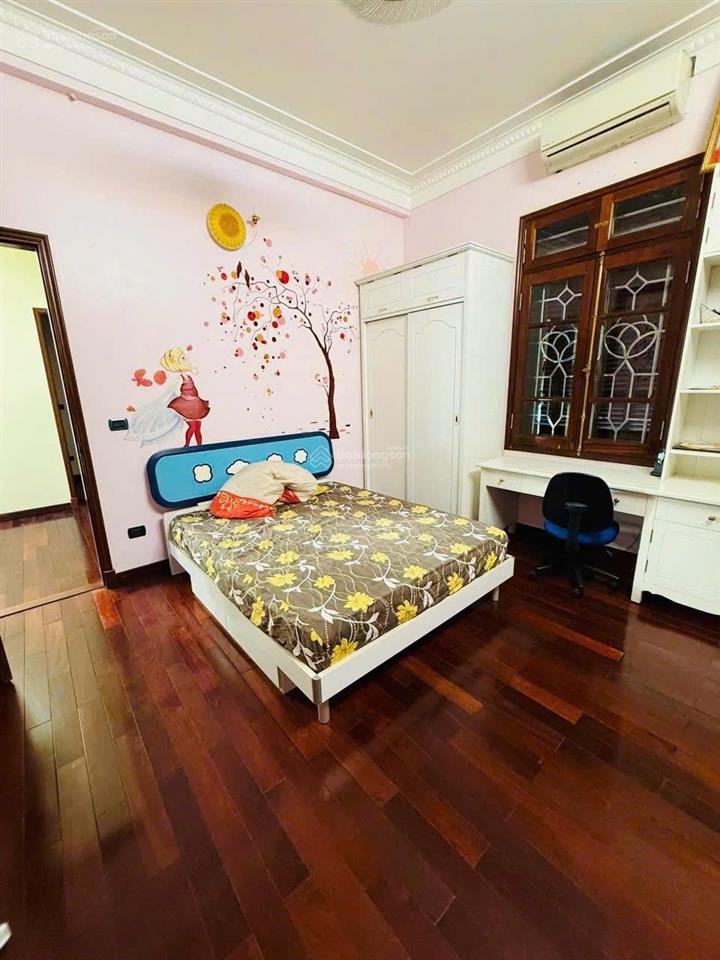 Cần bán biệt thự lê hồng phong