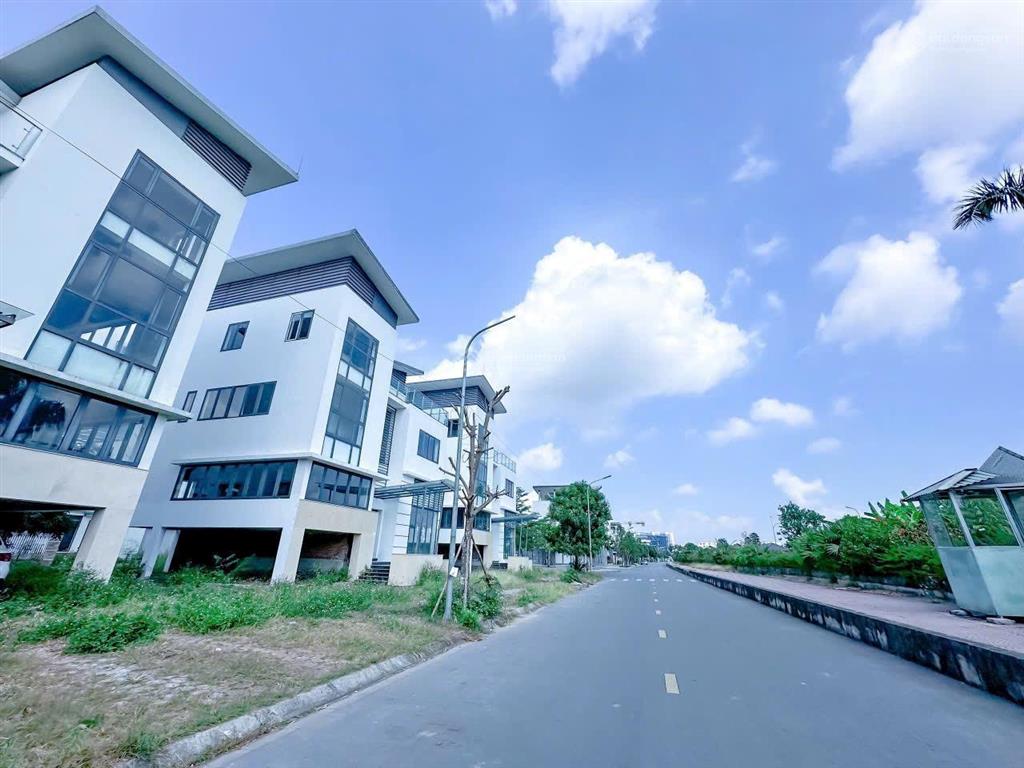 Biệt thự đơn lập waterfront city giá tốt