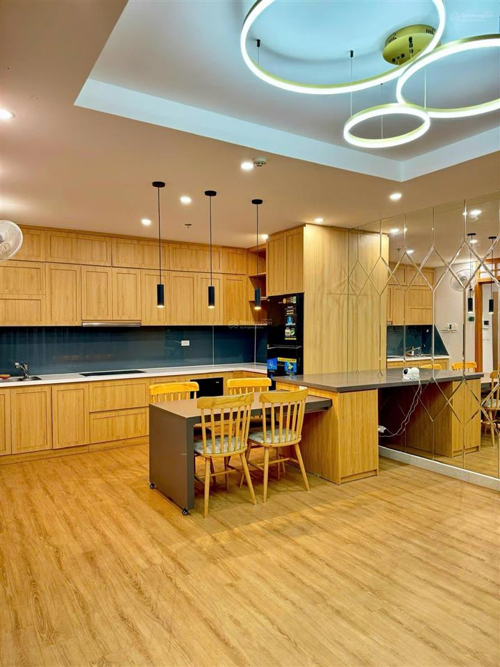 Cho thuê căn 3 ngủ the minato nội thất phong cách nhật