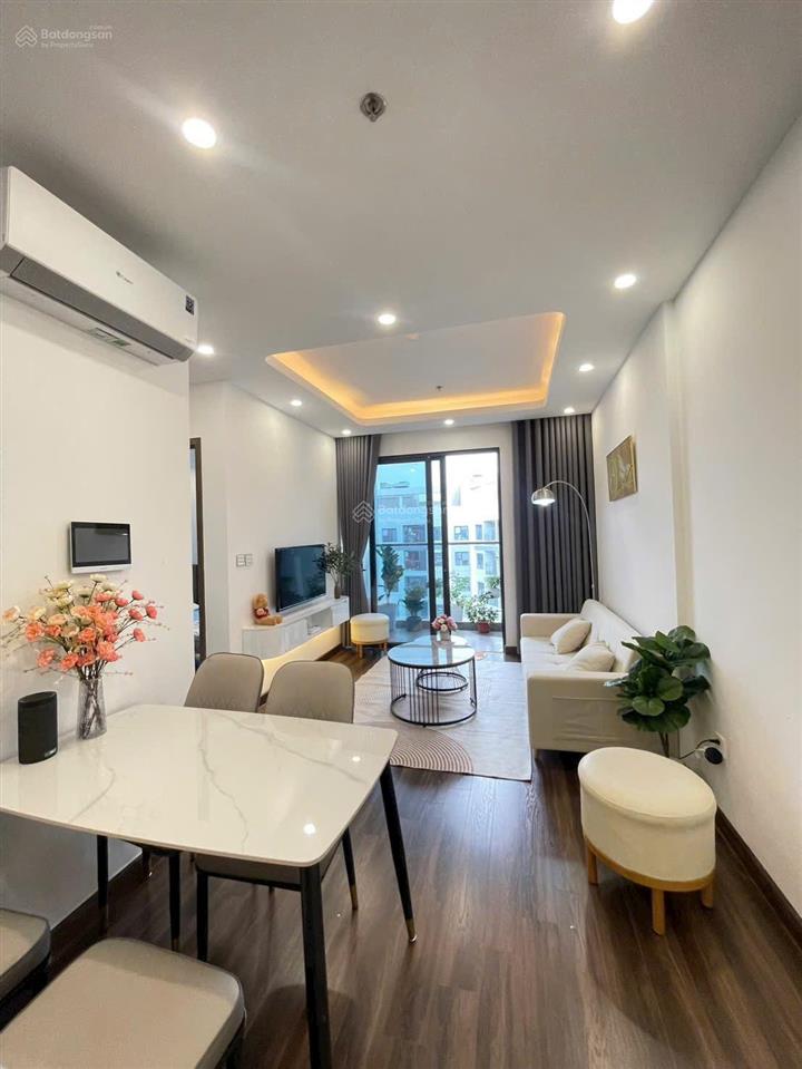 Cần chuyển nhượng căn 1,5 ngủ hoàng huy commerce tòa lotus