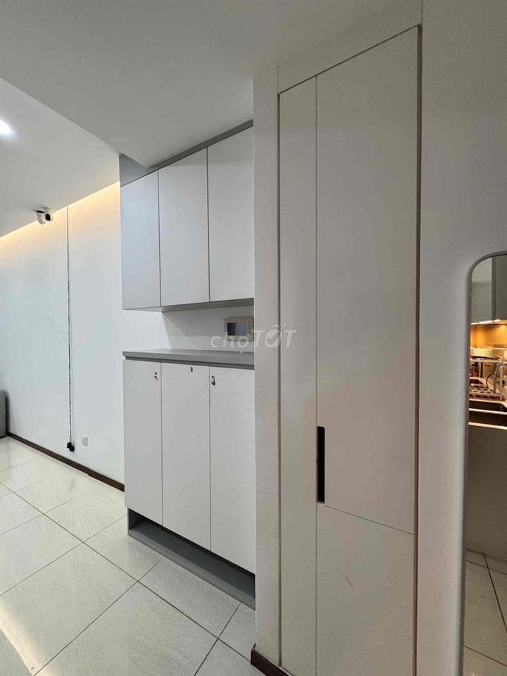 Chính chủ bán 2PN-2W, Sổ hồng riêng, One Verandah, Q2, hướng Đông Nam