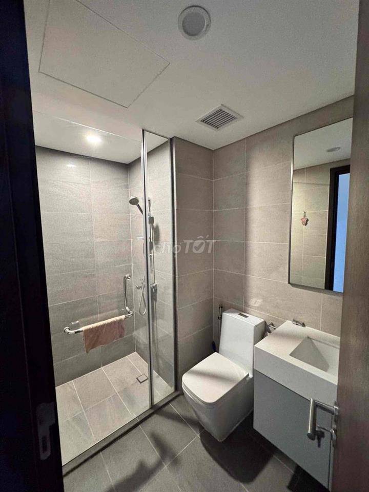 Chính chủ bán 2PN-2W, Sổ hồng riêng, One Verandah, Q2, hướng Đông Nam