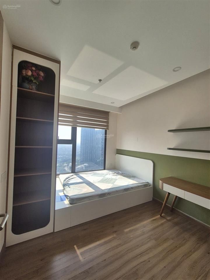 Bán gấp cc 2pn 2vs dt 67m2 sky oasis kđt ecopark hưng yên, view sông hồng, hướng tb,  0913 969 ***