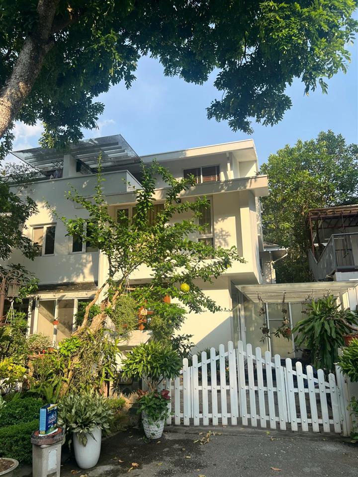 Cần bán biệt thự song lập vườn mai kđt ecopark hưng yên dt 162m2 nhà hoàn thiện  0913 969 ***