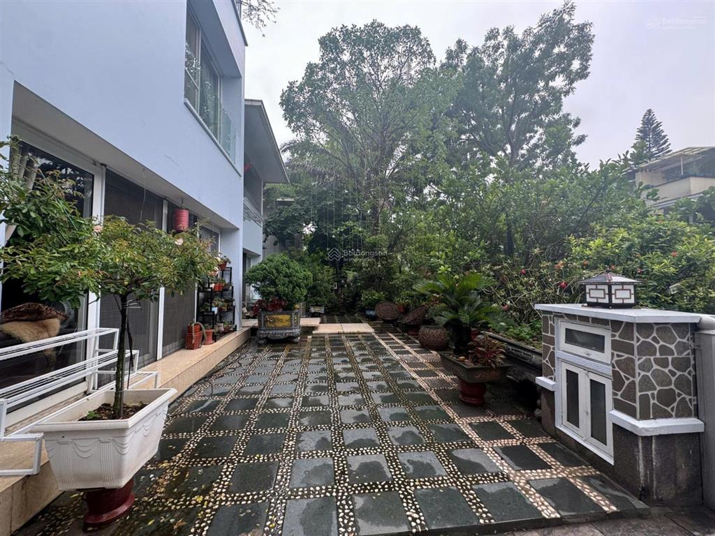 Bán gấp biệt thự đơn lập vườn mai ecopark với 3pn, 4wc, 324m2 tại khu đô thị ecopark, giá 54 tỷ vnd