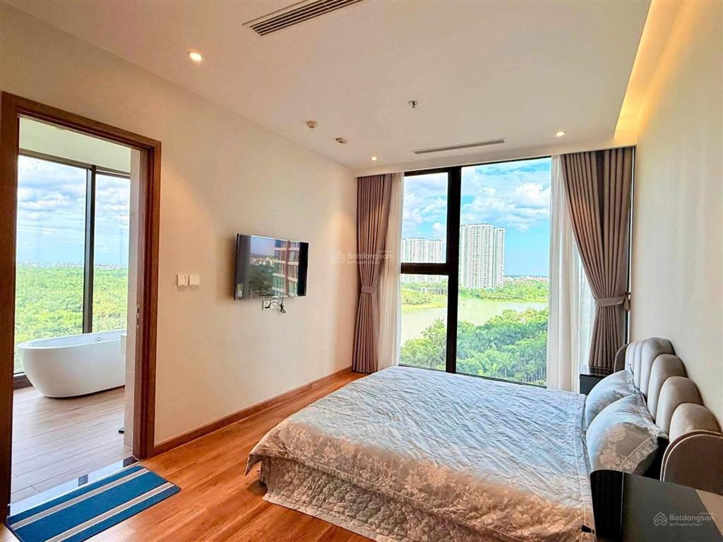 Cần bán nhanh căn hộ khoáng nóng landmark ecopark 3pn2vs 114m2 view trọn hồ thiên nga  0913 969 ***