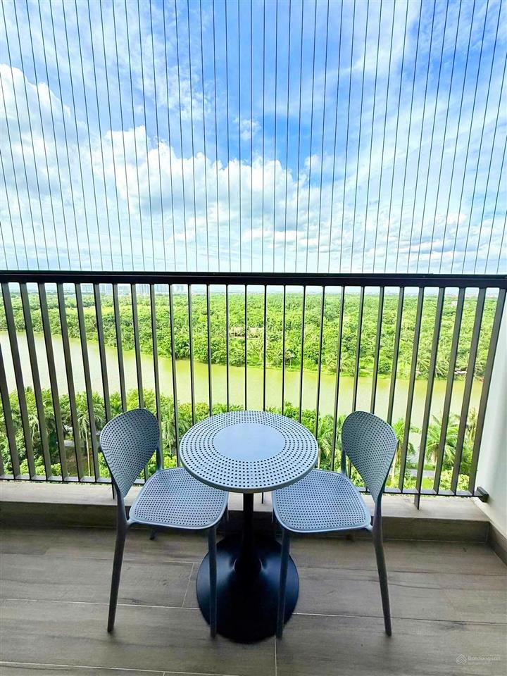 Cần bán nhanh căn hộ khoáng nóng landmark ecopark 3pn2vs 114m2 view trọn hồ thiên nga  0913 969 ***
