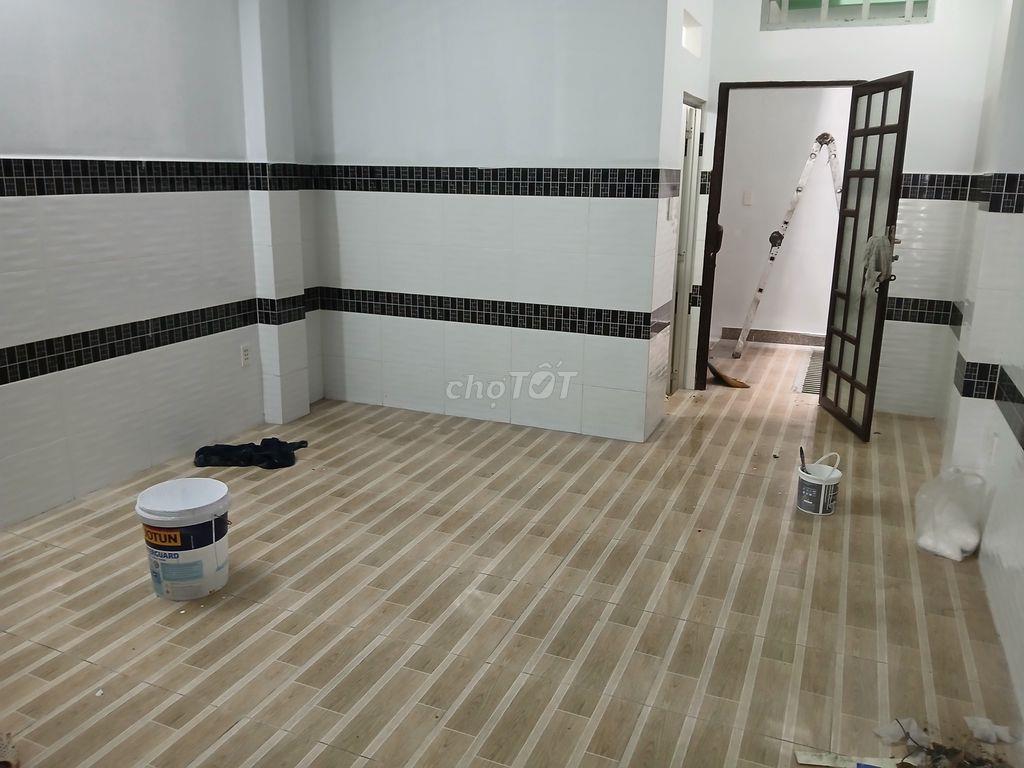 Cho thuê nhà nguyên căn 1 trệt 2 lầu Lê Văn Thọ, GV 8tr/tháng