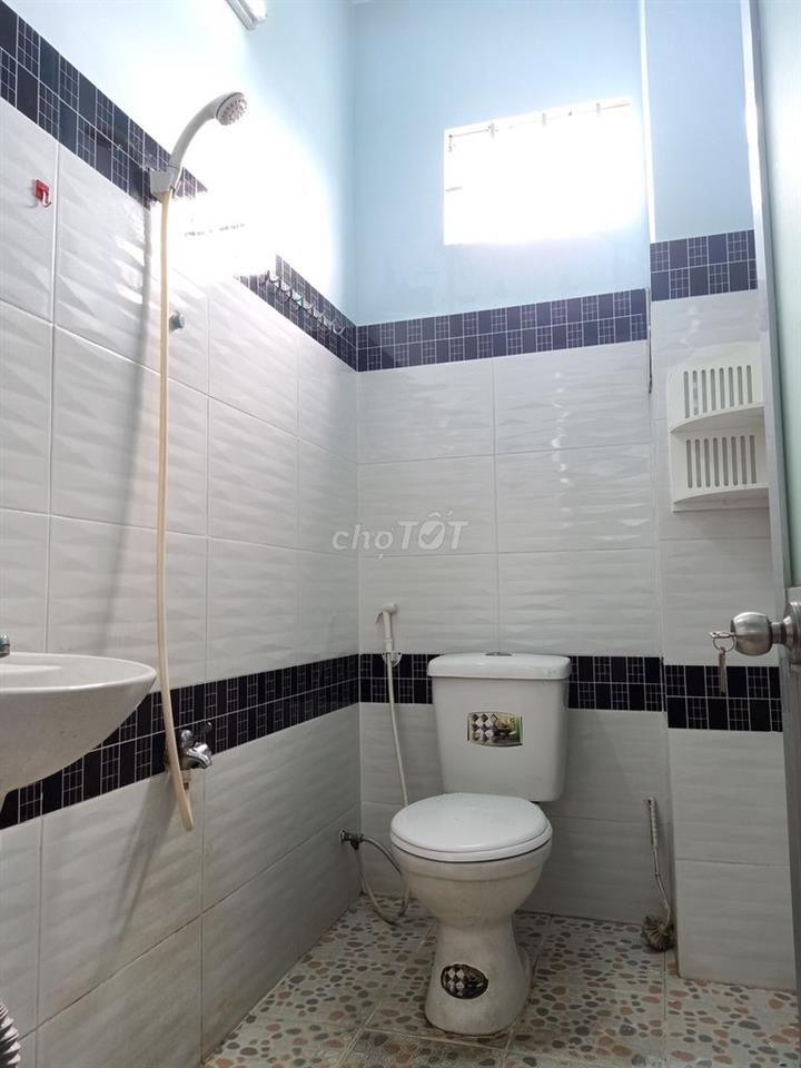 Cho thuê nhà nguyên căn 1 trệt 2 lầu Lê Văn Thọ, GV 8tr/tháng