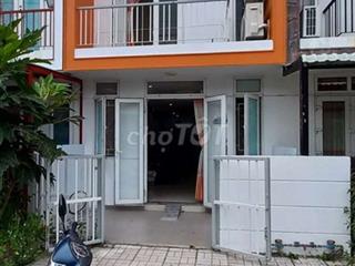Bán nhà chính chủ dtsd 96m2