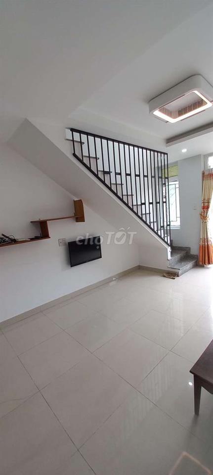 Nhà bán chính chủ DTSD 96m2