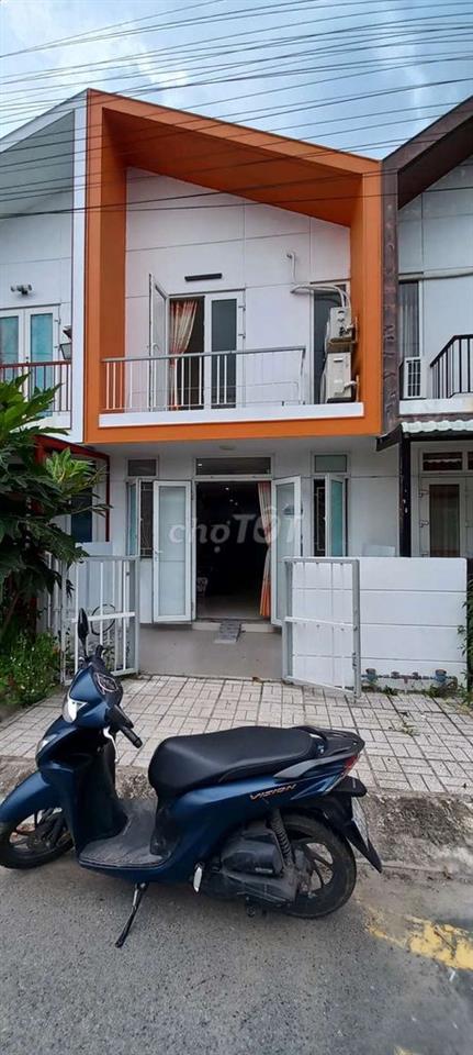 Nhà bán chính chủ DTSD 96m2