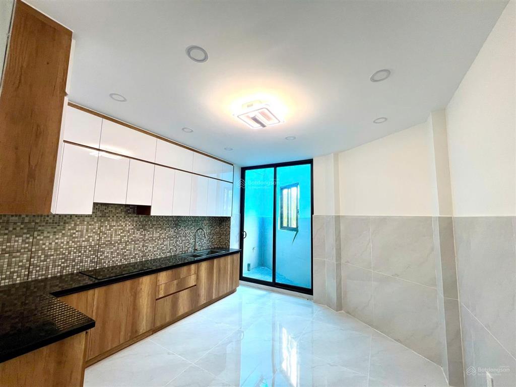 Bán nhà thạnh xuân 38, quận 12, hẻm xe hơi 10m, 1 trệt 3 lầu, sổ hồng, giá 6,5 tỷ