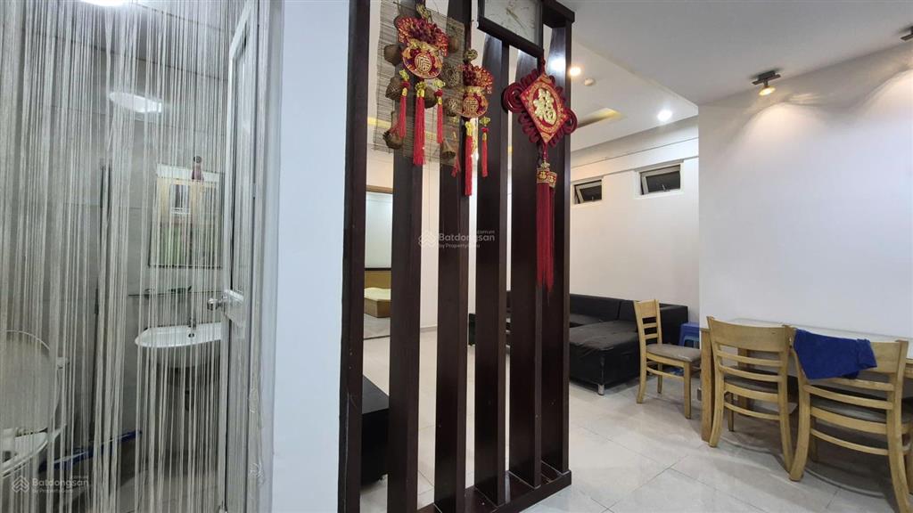 Bán căn hộ 64m2, có 2pn, 2 toilet, cc dream home luxury, 0933 002 ***
