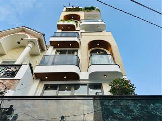 Siêu phẩm nhà phố cao cấp có thang máy  hẻm 1 trục tại sát mặt tiền  4,6 x 18 trệt lửng 4 lầu