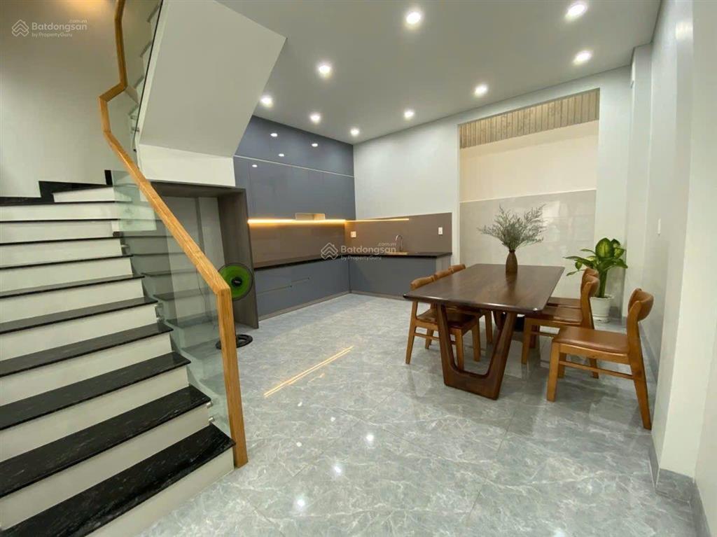 Nhà xây mới  full nội thất  đúc 2 tầng  hẻm 3gác thông  nguyễn văn quá, quận 12 hơn 5 tỷ