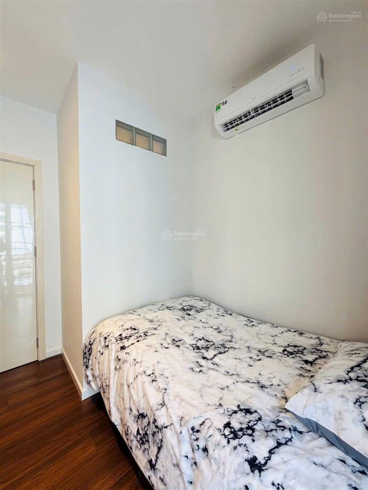 Nhà đẹp mê ly trệt 2 lầu 3pn ngay đường phạm văn chiêu p. 14 gò vấp diện tích 4.9m x 4.5m