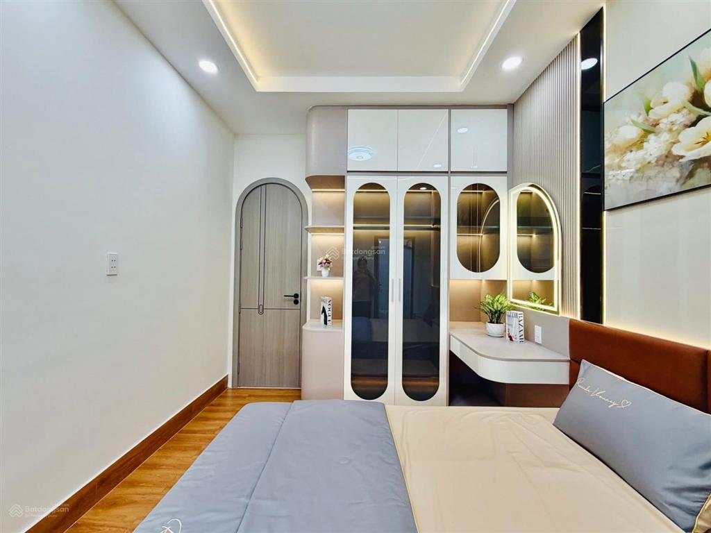 Phường 15 tân bình siêu phẩm có 3 phòng ngủ 4wc đẹp mê ly mà hơn 5 tỷ (có phòng ngủ dưới trệt)