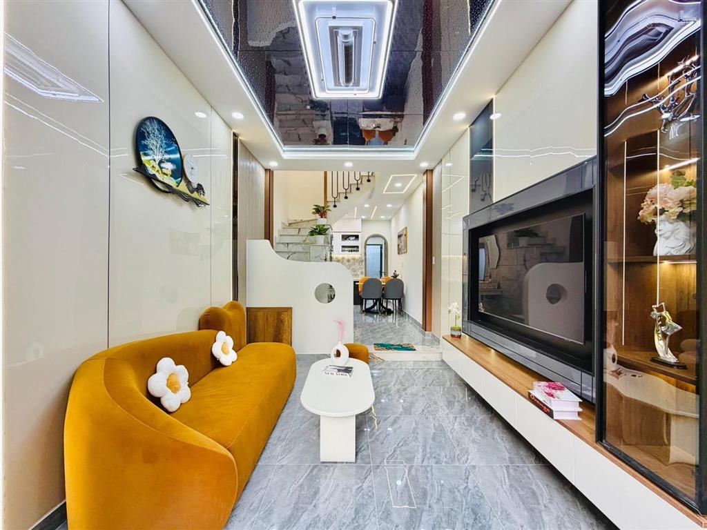 Phường 15 tân bình siêu phẩm có 3 phòng ngủ 4wc đẹp mê ly mà hơn 5 tỷ (có phòng ngủ dưới trệt)