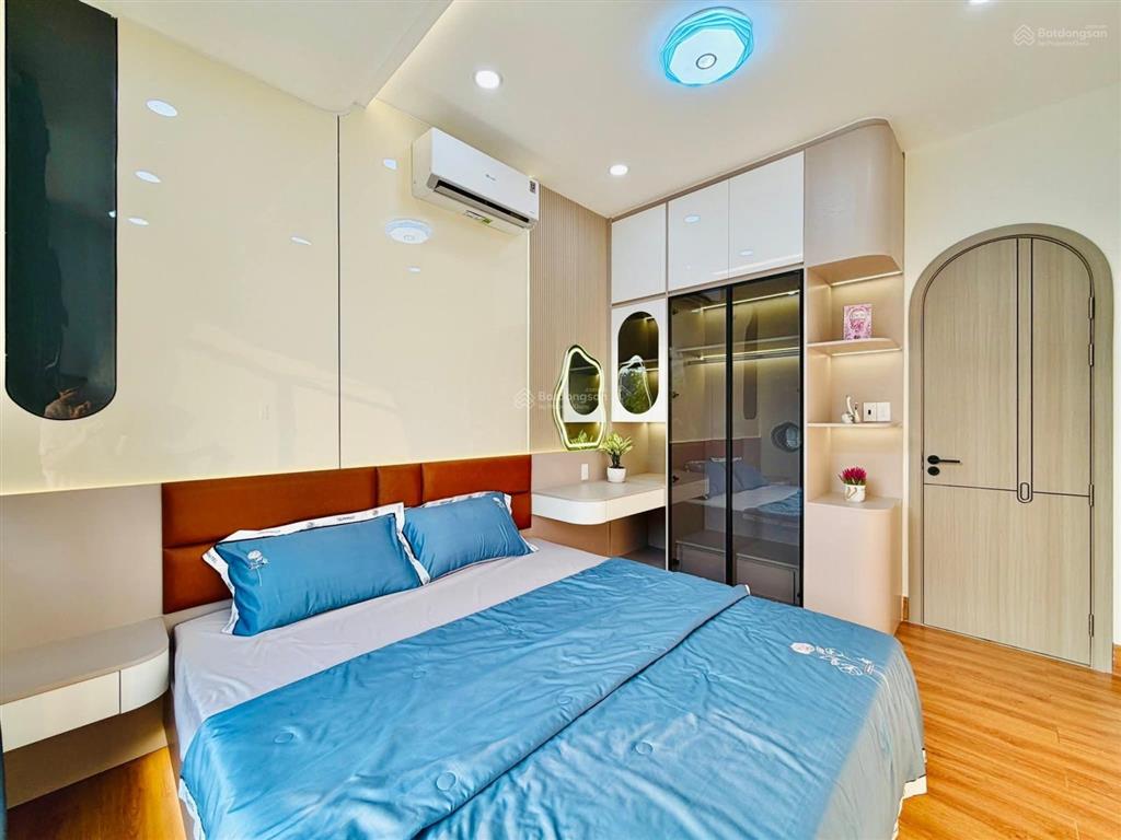 Phường 15 tân bình siêu phẩm có 3 phòng ngủ 4wc đẹp mê ly mà hơn 5 tỷ (có phòng ngủ dưới trệt)