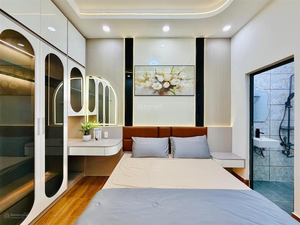 Phường 15 tân bình siêu phẩm có 3 phòng ngủ 4wc đẹp mê ly mà hơn 5 tỷ (có phòng ngủ dưới trệt)