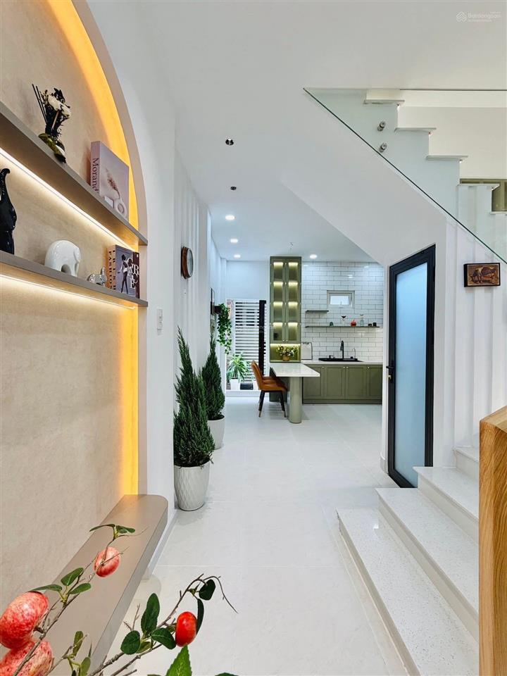 Lên sóng căn siêu phẩm sát chợ đẹp mê ly đường số 51 phạm văn chiêu p.14 gò vấp 4 x 10 trệt 2 lầu