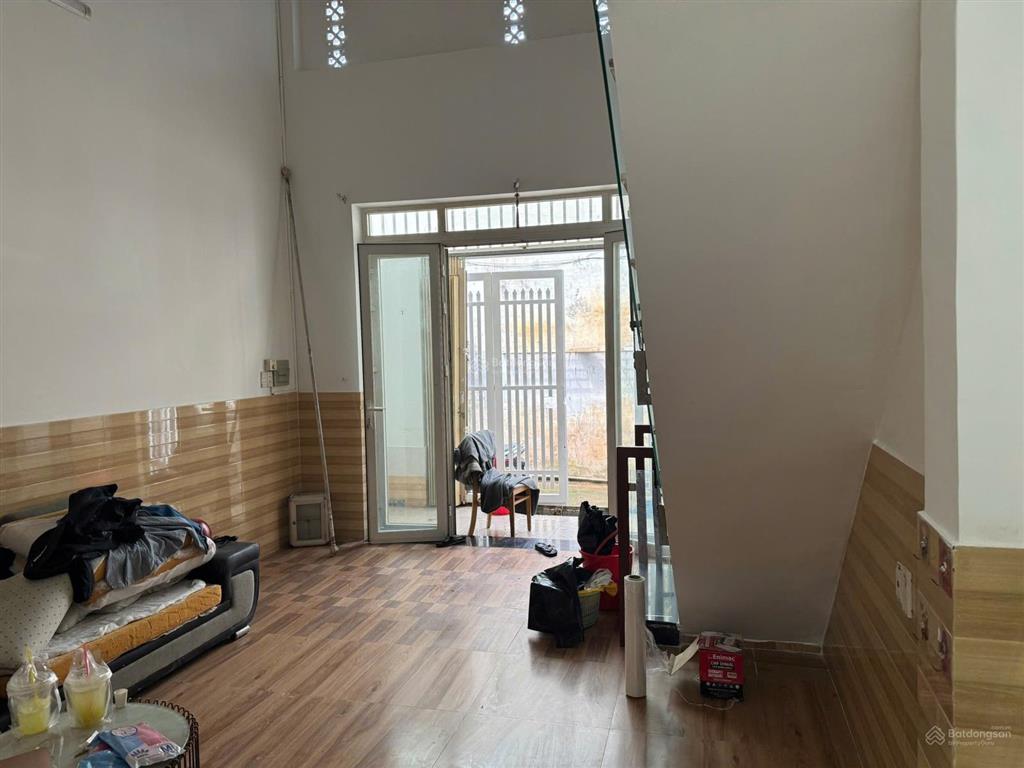 Bán nhà đường phan văn hớn q12 diện tích 4 x 16m nhà trệt lửng sạch sẽ có 3 phòng ngủ rộng rãi