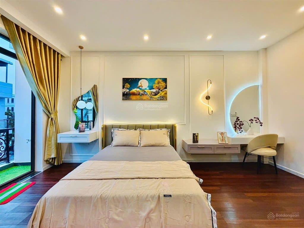 Nhà nằm vị trí đẹp  xe hơi ngủ trong nhà gần trường chinh cộng hoà  nhà ga t3
4.5x17 hẻm thông 6m