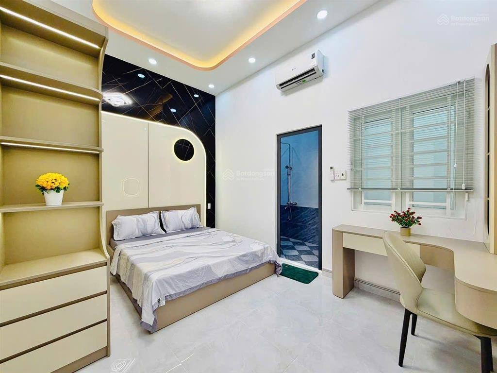 Siêu phẩm ngang 4.5m sát siêu thị emart đường số 45  p14 gò vấp liền kề bên chung cư khang gia