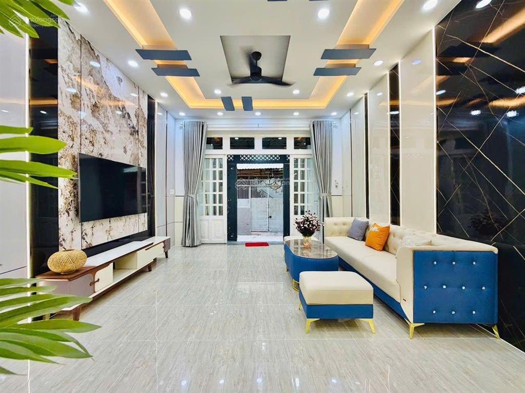 Siêu phẩm ngang 4.5m sát siêu thị emart đường số 45  p14 gò vấp liền kề bên chung cư khang gia